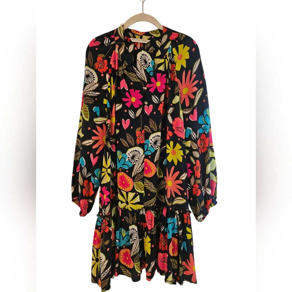 Trina Turk dress short, navy background with bright flowers in pinks and greens